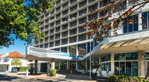 Pacific Hotel Cairns - Accommodation Port Macquarie 1