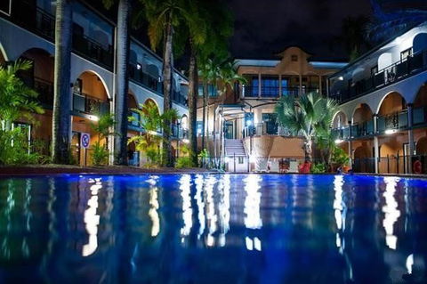 Palm Royale Cairns - Accommodation Port Macquarie 6
