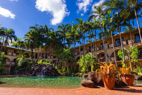 Palm Royale Cairns - Accommodation Port Macquarie 9