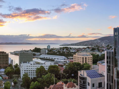 Moevenpick Hotel Hobart - Accommodation Port Macquarie 0