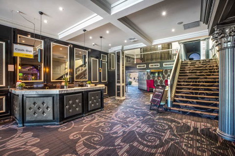Skyways Hotel - Accommodation Port Macquarie 0