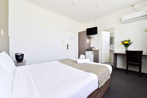 Diplomat Motel Alice Springs - Accommodation Port Macquarie 2
