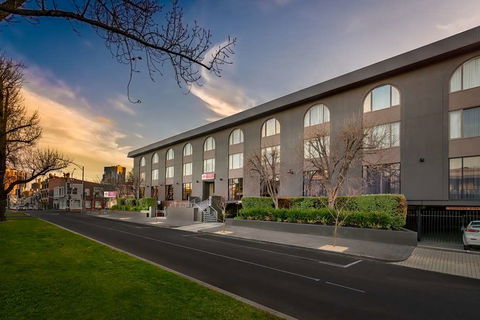 Best Western Plus Travel Inn Hotel - Accommodation Port Macquarie 0