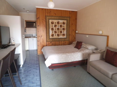 Yarragon Motel - Accommodation Port Macquarie 0