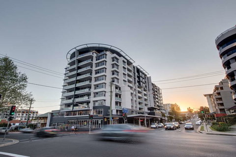 Adina Apartment Hotel Wollongong - Accommodation Port Macquarie 2