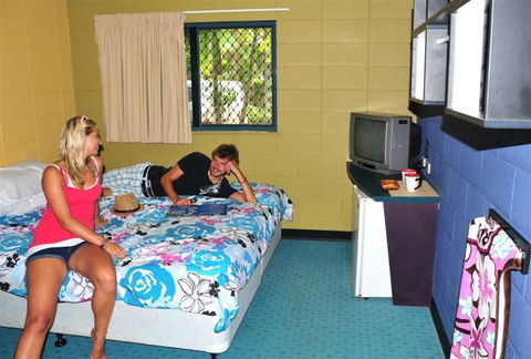 Nomads Cairns Backpackers Resort - Accommodation Port Macquarie 2