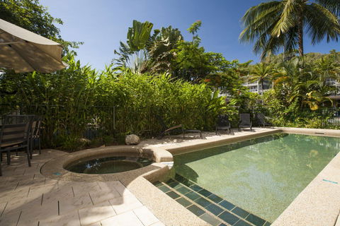 Port Douglas Apartments - Accommodation Port Macquarie 2