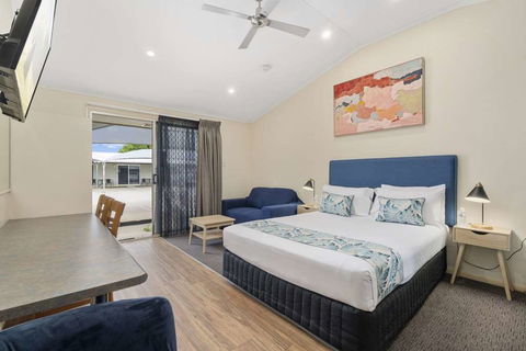 Caboolture Central Motor Inn, SureStay Collection - Accommodation Port Macquarie 10