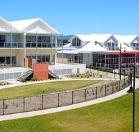 York Cove - Accommodation Port Macquarie