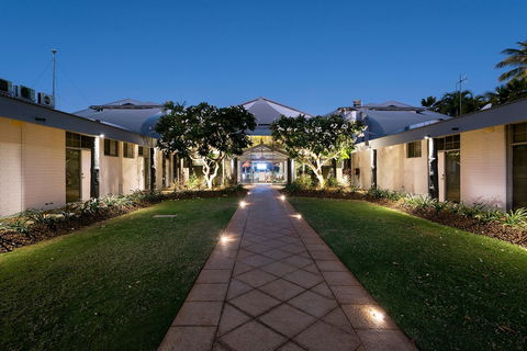 The Mangrove Resort Hotel - Accommodation Port Macquarie 0