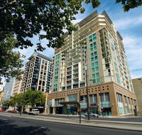 Oaks Embassy - Accommodation Port Macquarie