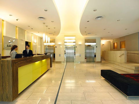 Oaks Embassy - Accommodation Port Macquarie 1