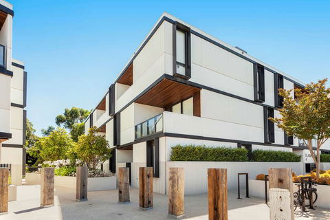 Clayton Serviced Apartments - Accommodation Port Macquarie 0