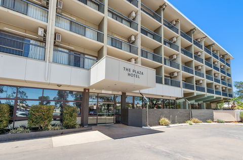 The Plaza Hotel Kalgoorlie - Accommodation Port Macquarie 0