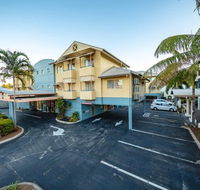 Cairns Queenscourt