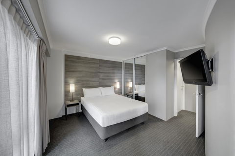 Adina Serviced Apartments Canberra James Court - Accommodation Port Macquarie 12