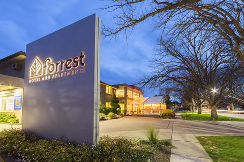 Forrest Hotel & Apartments - Accommodation Port Macquarie 0