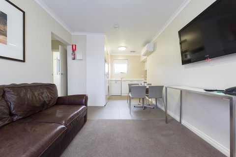 Forrest Hotel & Apartments - Accommodation Port Macquarie 2