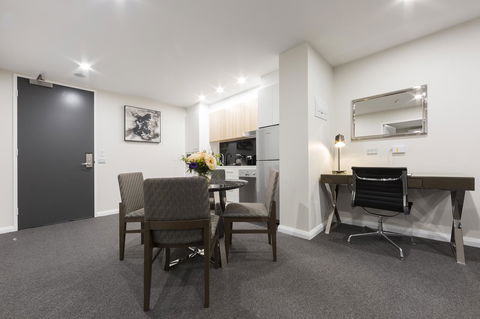 Avenue Hotel Canberra - Accommodation Port Macquarie 31