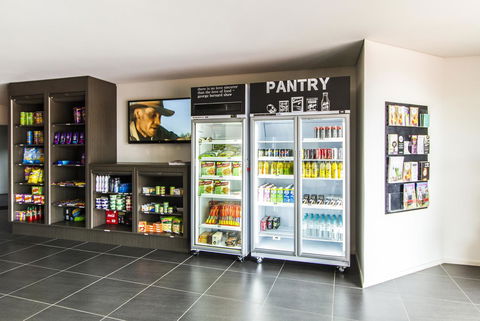 Abode Tuggeranong - Accommodation Port Macquarie 9