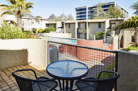 Manuka Park Serviced Apartments - Accommodation Port Macquarie 3