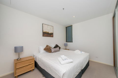 Manhattan 303 Canberra City ACT - Accommodation Port Macquarie 1