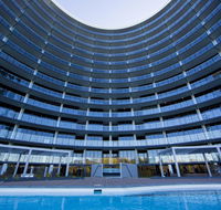 Accommodate Canberra - Manhattan on the Park - Accommodation Port Macquarie