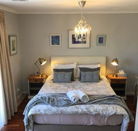 Finches Canberra - Accommodation Port Macquarie