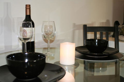 Modern Executive Apt@Barton*1BR*WiFi*Gym*Secure Parking*Canberra - Accommodation Port Macquarie 11