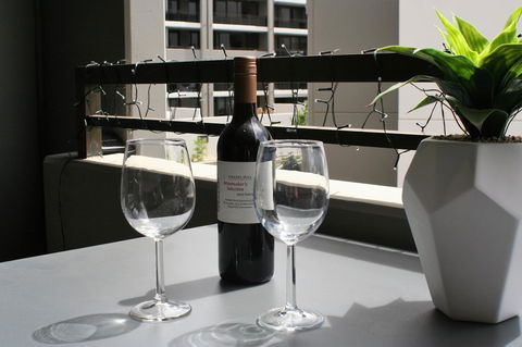 Modern Executive Apt@Barton*1BR*WiFi*Gym*Secure Parking*Canberra - Accommodation Port Macquarie 9