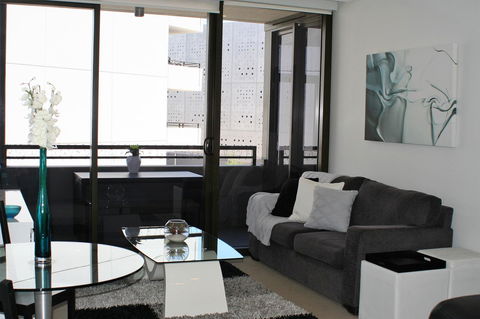 Modern Executive Apt@Barton*1BR*WiFi*Gym*Secure Parking*Canberra - Accommodation Port Macquarie 0