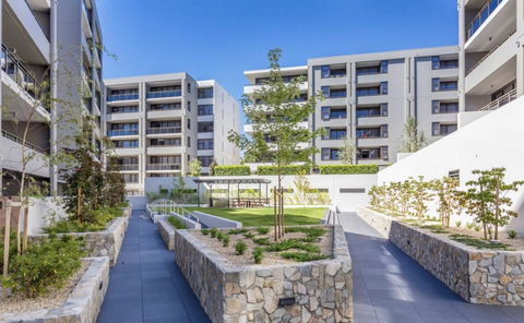 Modern Executive Apt@Barton*1BR*WiFi*Gym*Secure Parking*Canberra - Accommodation Port Macquarie 18