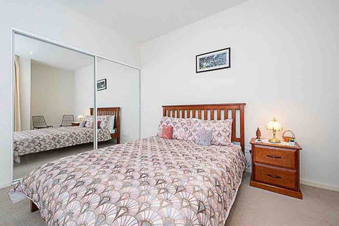 Spacious 1BR Stylish New Acton Apartment +Parking - Accommodation Port Macquarie 21