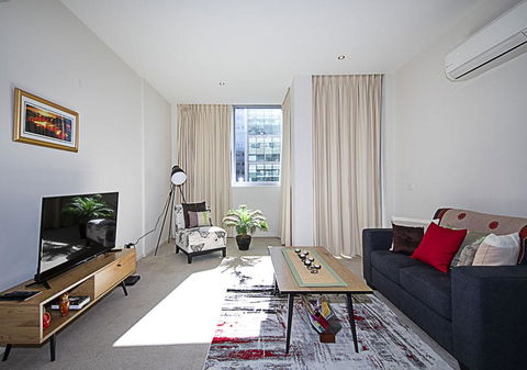 Spacious 1BR Stylish New Acton Apartment +Parking - Accommodation Port Macquarie 2