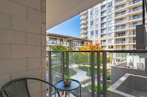 Spacious 1BR Stylish New Acton Apartment +Parking - Accommodation Port Macquarie 23