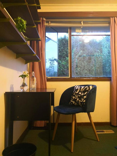 Space And Quiet Safe Room Canberra - Accommodation Port Macquarie 9