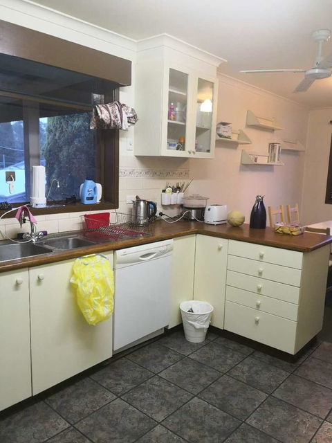 Space And Quiet Safe Room Canberra - Accommodation Port Macquarie 8
