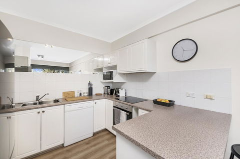 Accommodate Canberra - The Summit - Accommodation Port Macquarie 13