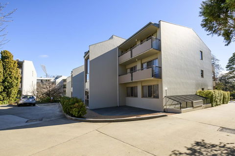 Accommodate Canberra - The Summit - Accommodation Port Macquarie 2