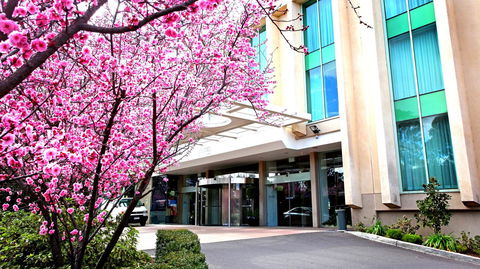 Rydges Canberra - Accommodation Port Macquarie 0