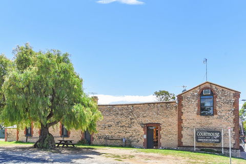 Wellington Courthouse - Accommodation Port Macquarie 8