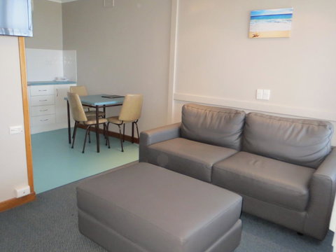 Stansbury Holiday Motel - Accommodation Port Macquarie 5