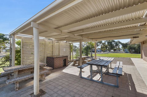 Port Broughton Tourist Park - Accommodation Port Macquarie 5