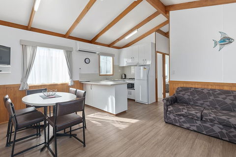 Port Broughton Tourist Park - Accommodation Port Macquarie 17
