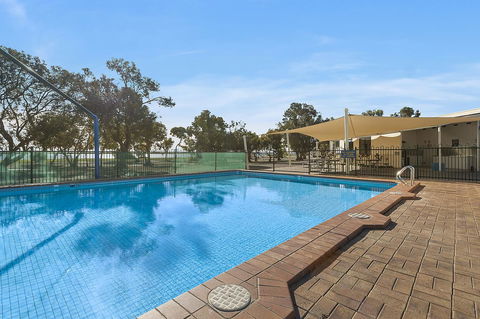 Port Broughton Tourist Park - Accommodation Port Macquarie 2