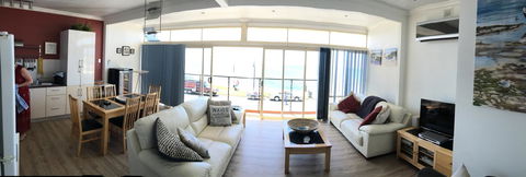 Crystal Blue Apartment - Accommodation Port Macquarie 32