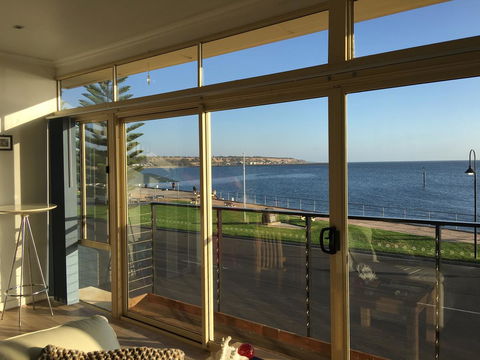 Crystal Blue Apartment - Accommodation Port Macquarie 1