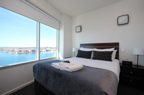 Wallaroo Marina Apartments - Accommodation Port Macquarie 15