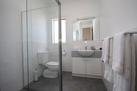 Wallaroo Marina Apartments - Accommodation Port Macquarie 29