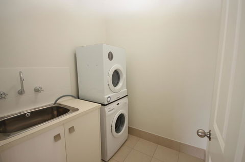 Wallaroo Marina Apartments - Accommodation Port Macquarie 40
